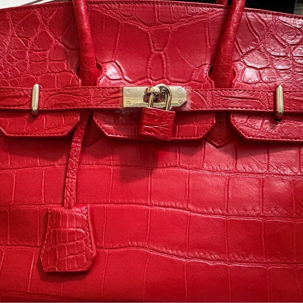 Red Crocodile-Embossed Women's Bag